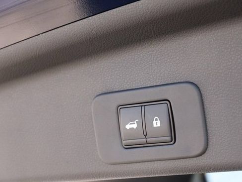 Certified 2025 Nissan Murano SL AWD/4WD image 8