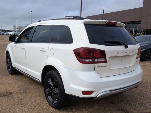 Used 2020 Dodge Journey Crossroad image 6