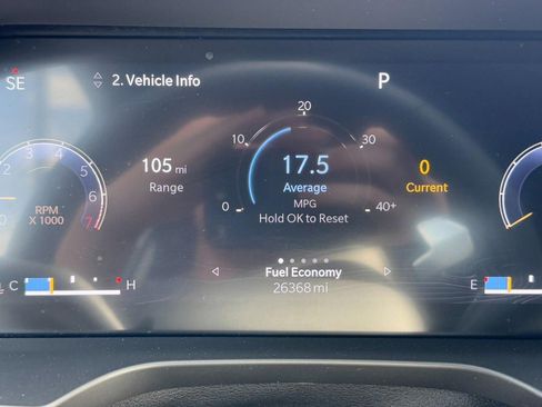 Used 2023 Jeep Grand Cherokee Limited w/ Luxury Tech Group II image 18