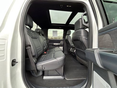 Used 2025 Ford F350 Platinum w/ Tremor Off-Road Package image 21