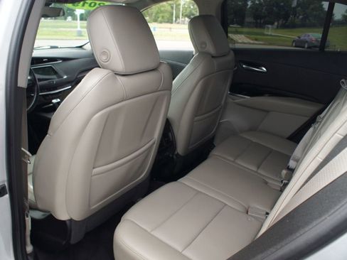 Used 2019 Cadillac XT4 Premium Luxury w/ Cold Weather Package FWD image 12
