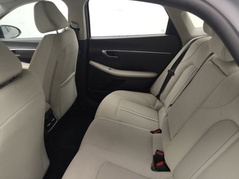 Used 2023 Hyundai Sonata SEL w/ Convenience Package FWD image 18
