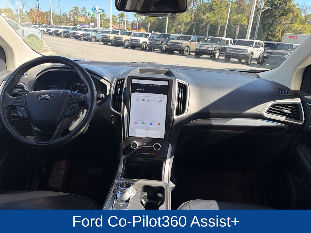 Used 2022 Ford Edge SEL AWD/4WD image 16