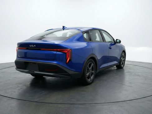 Used 2025 Kia K4 FWD image 9