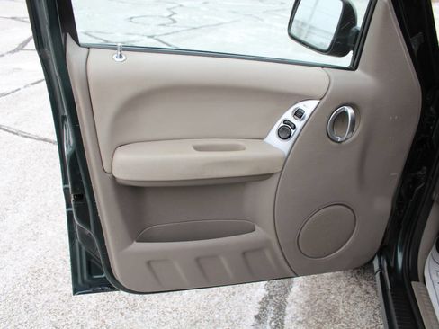 Used 2003 Jeep Liberty Limited image 16