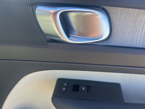 New 2026 Volvo XC40 B5 Plus w/ Protection Package Premier image 26