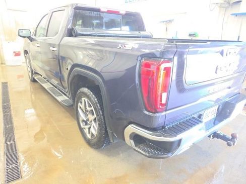 Used 2023 GMC Sierra 1500 SLT w/ SLT Premium Package AWD/4WD image 7