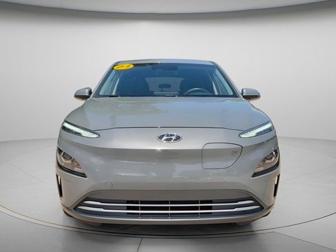 Used 2023 Hyundai Kona SEL FWD image 4