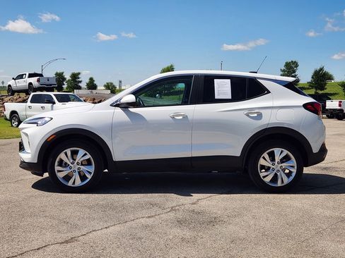 Certified 2025 Buick Encore GX Preferred FWD image 4