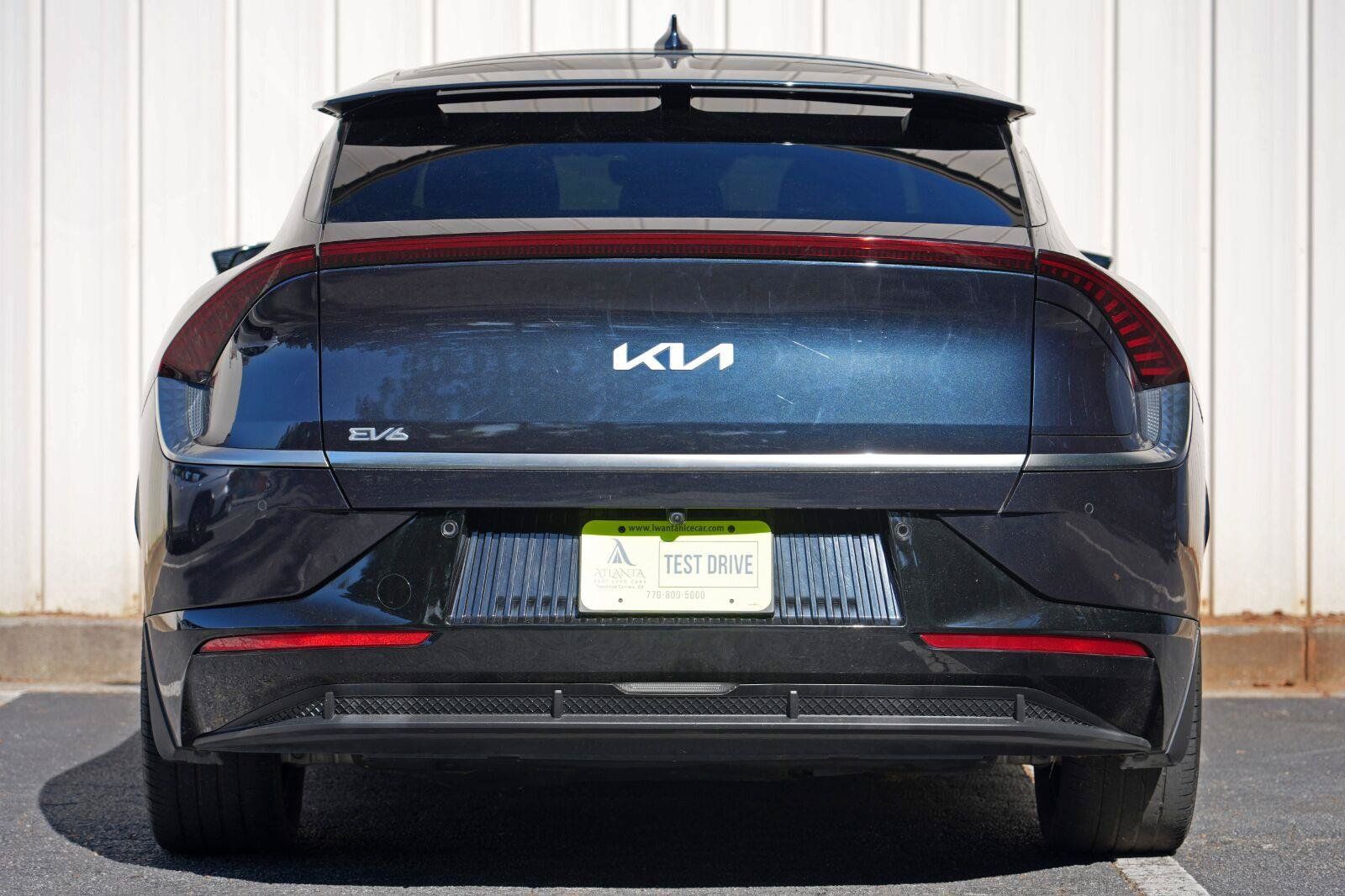 Used 2022 Kia EV6 Wind RWD image 11