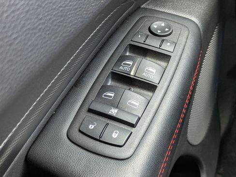 Used 2025 Dodge Durango GT AWD/4WD image 21