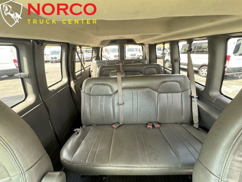 Used 2021 Chevrolet Express 3500 LS RWD image 25