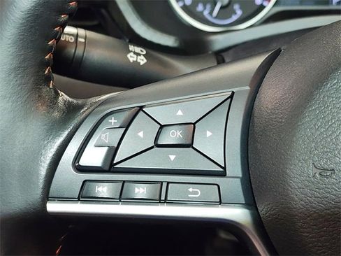 Used 2024 Nissan Sentra SR w/ SR Premium Package image 14