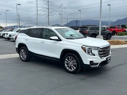 Certified 2024 GMC Terrain SLT AWD/4WD image 28