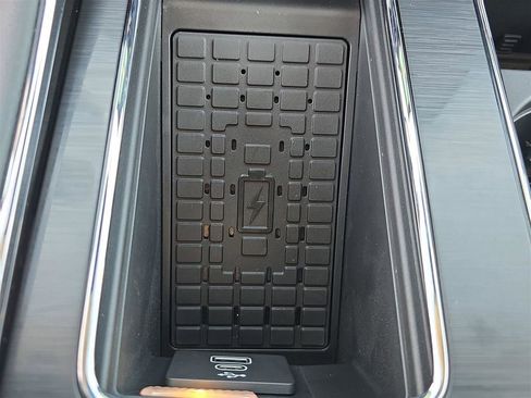 New 2025 Lincoln Aviator 2WD w/ Equipment Group 101A image 20