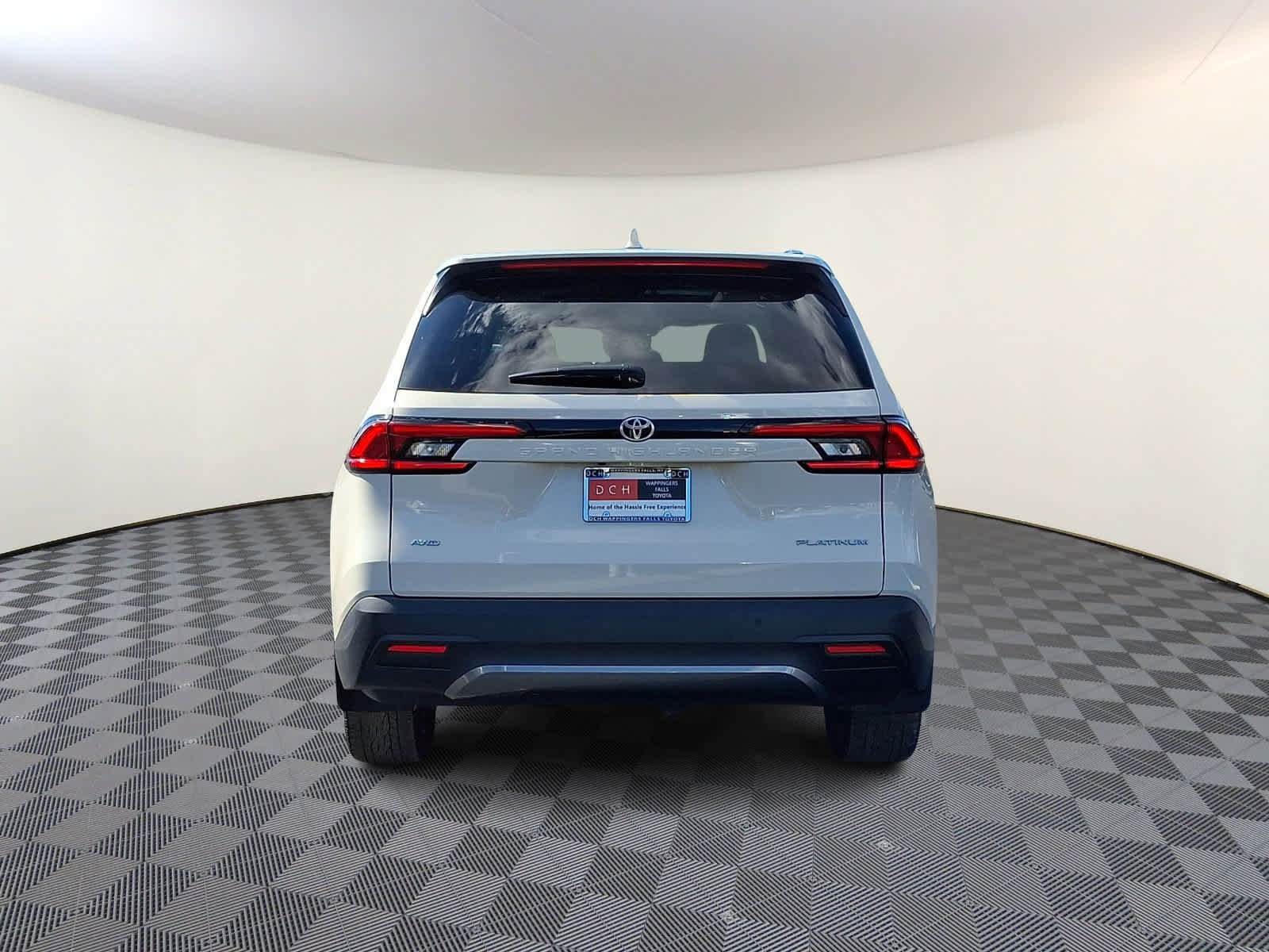 Certified 2024 Toyota Grand Highlander AWD image 6