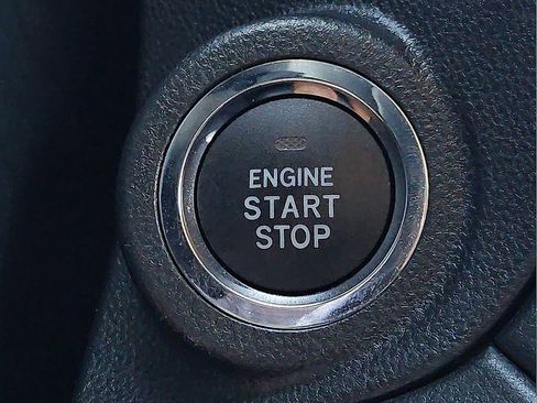 Certified 2025 Subaru Outback Onyx Edition XT image 16