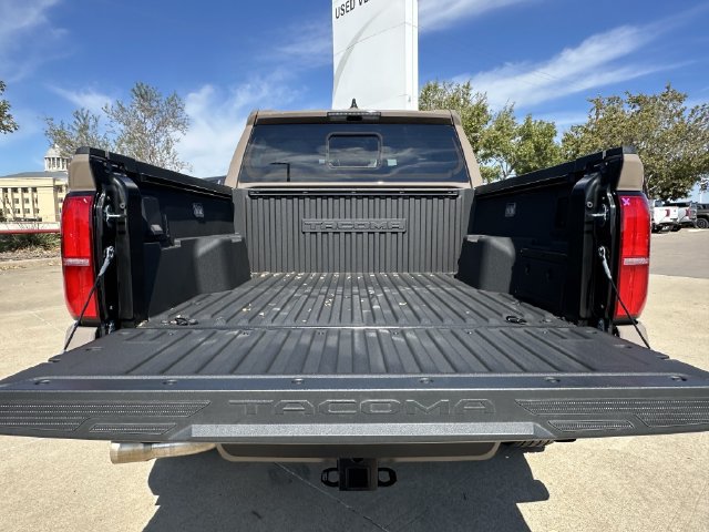 Used 2026 Toyota Tacoma TRD Sport w/ TRD Sport Upgrade Package RWD image 31