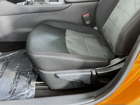 Used 2023 Nissan Sentra SR w/ Electronics Package FWD image 26