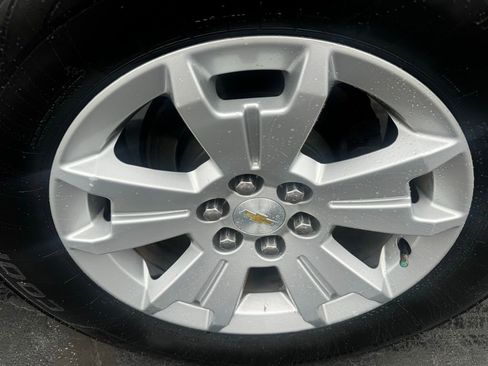 Used 2018 Chevrolet Colorado LT image 3