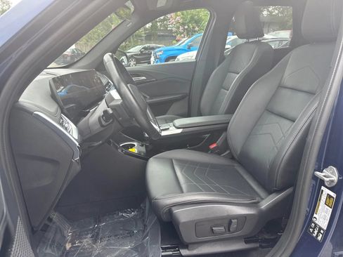 Used 2025 BMW X1 xDrive28i AWD/4WD image 11