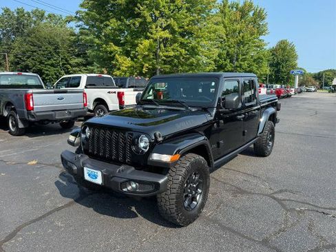 Used 2023 Jeep Gladiator Sport AWD/4WD image 1