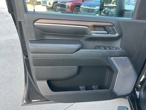 Used 2024 Chevrolet Silverado 2500 High Country w/ Z71 Off-Road Package image 16