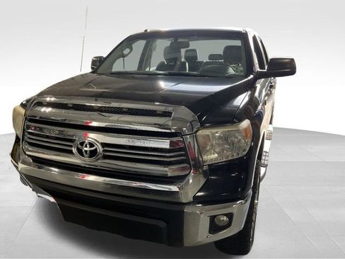 Used 2016 Toyota Tundra SR5 w/ SR5 Upgrade Package RWD image 2