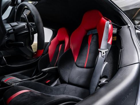 Used 2016 McLaren 570S Coupe image 5