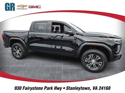 New 2025 GMC Canyon AT4