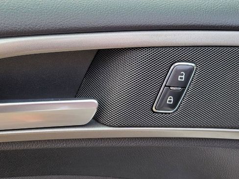 Used 2018 Ford Fusion SE w/ Fusion SE Technology Package image 7