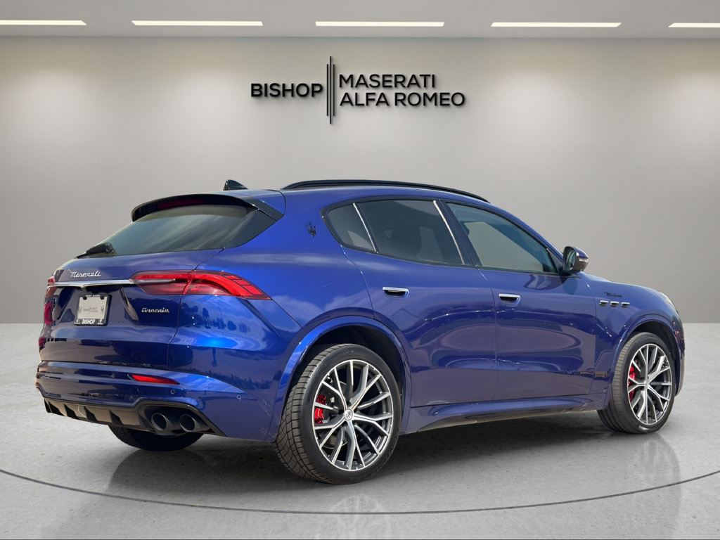 Used 2023 Maserati Grecale Modena AWD/4WD image 5