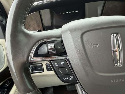 Used 2019 Lincoln Navigator L Reserve w/ Cargo Package AWD/4WD image 25