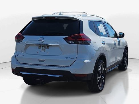 Used 2020 Nissan Rogue SV w/ Premium Package image 5