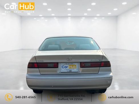 Used 1999 Toyota Camry CE FWD image 5