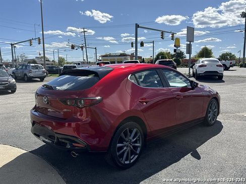 Used 2019 MAZDA MAZDA3 AWD Hatchback w/ Preferred Pkg image 5