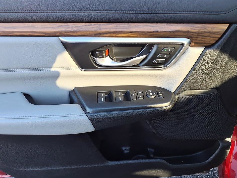 Used 2021 Honda CR-V EX-L image 9