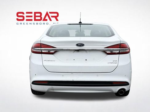 Used 2018 Ford Fusion SE w/ Equipment Group 602A FWD image 8