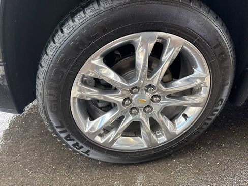 Used 2019 Chevrolet Traverse High Country AWD/4WD image 13