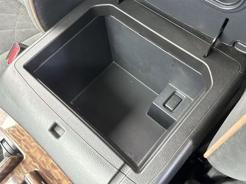 Used 2019 Nissan Armada SV w/ Driver Package image 40