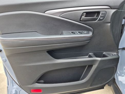 Certified 2023 Honda Passport TrailSport image 13