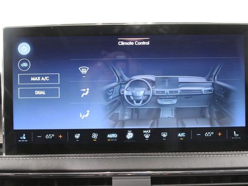 Used 2023 Lincoln Corsair Reserve w/ Equipment Group 201A AWD/4WD image 49