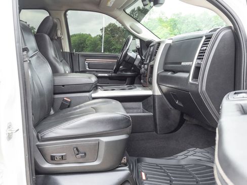 Used 2018 RAM 3500 Laramie image 18