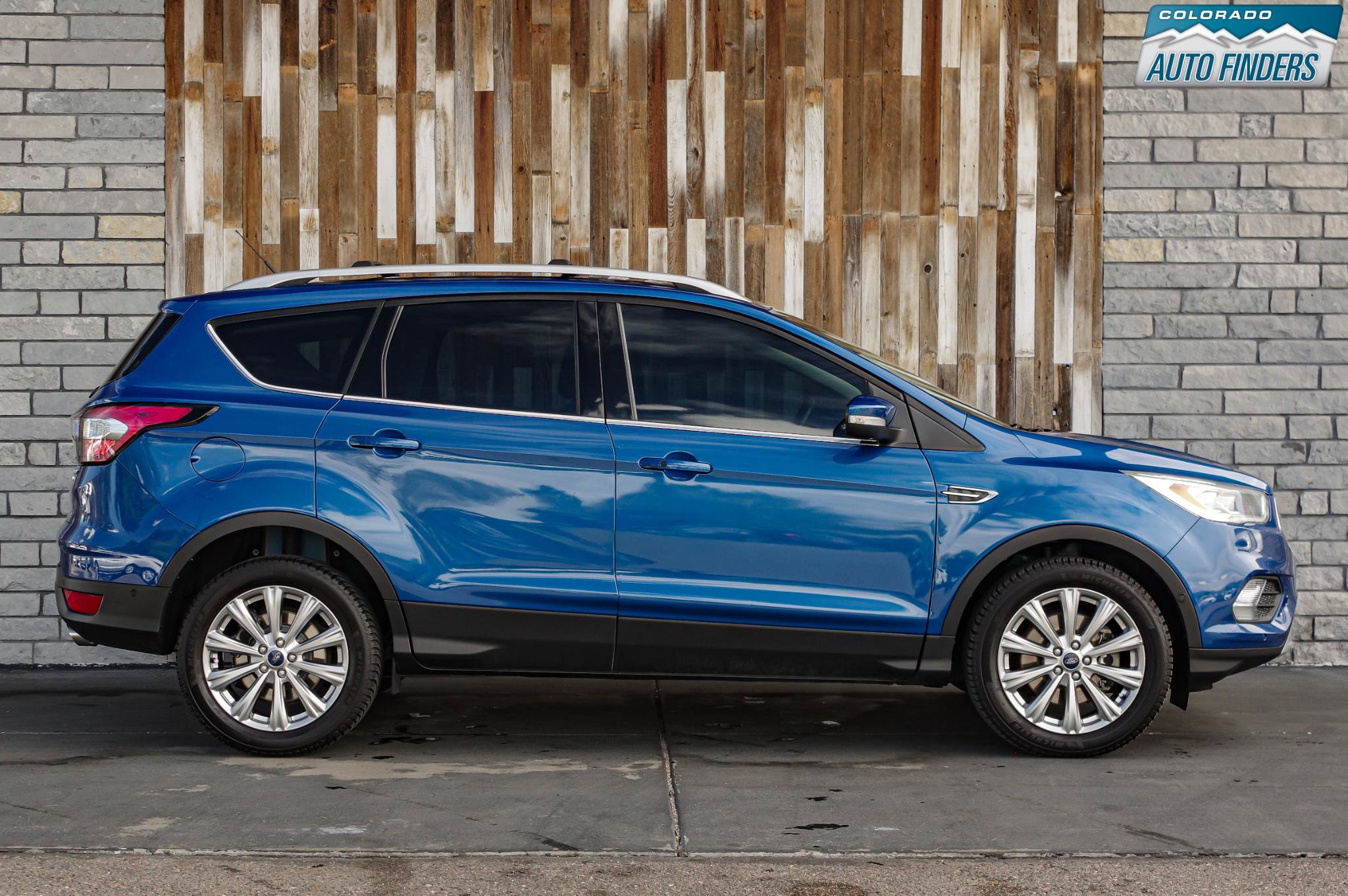 Used 2017 Ford Escape Titanium w/ Equipment Group 301A AWD/4WD image 8