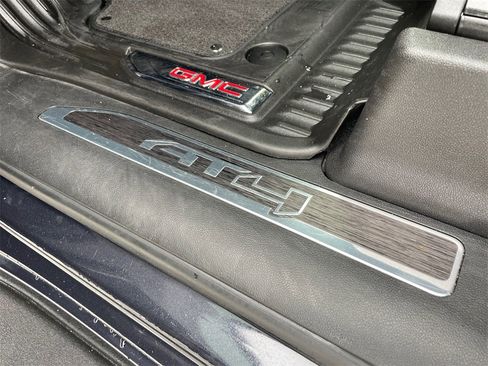 Used 2025 GMC Sierra 2500 AT4 w/ AT4 Premium Plus Package image 38