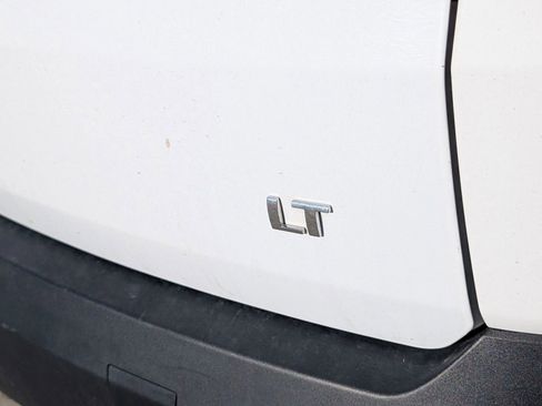 Used 2018 Chevrolet Traverse LT image 20