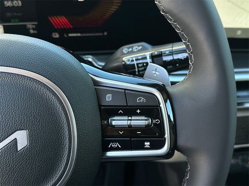 New 2025 Kia Sorento EX w/ EX Panoramic Sunroof Package image 23