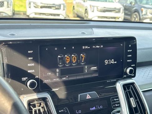 Used 2021 Kia Sorento SX image 19