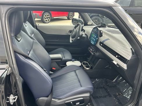 Certified 2026 MINI Cooper S FWD image 31