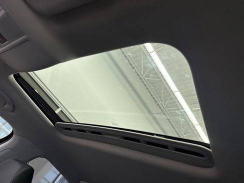 Used 2017 Volkswagen Passat 1.8T SE image 21